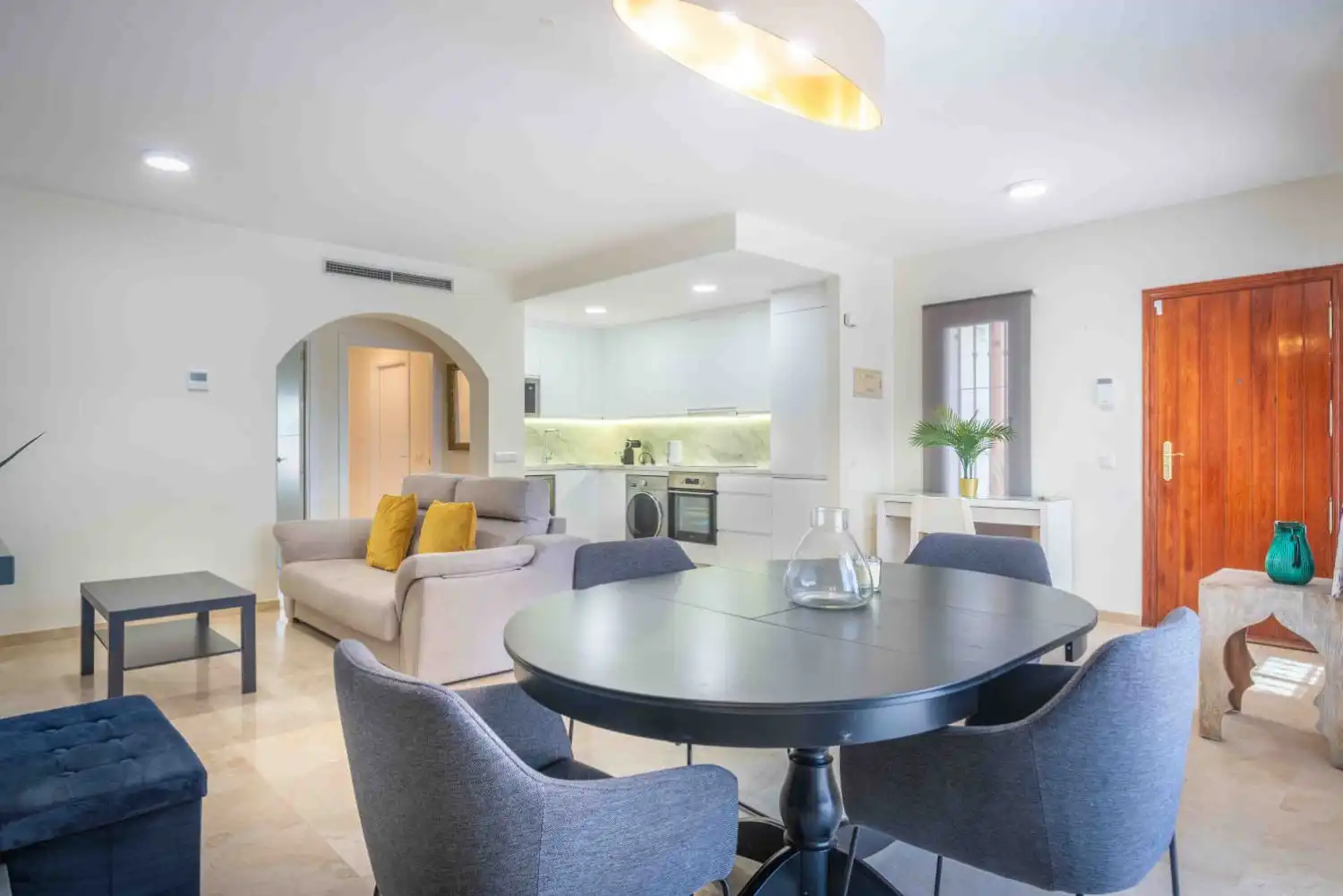 Appartement compact à vendre à aloha, imagen 2