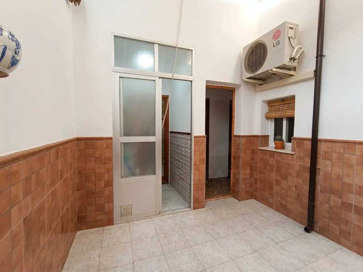 Detached homes for sale in Jardin Lucena