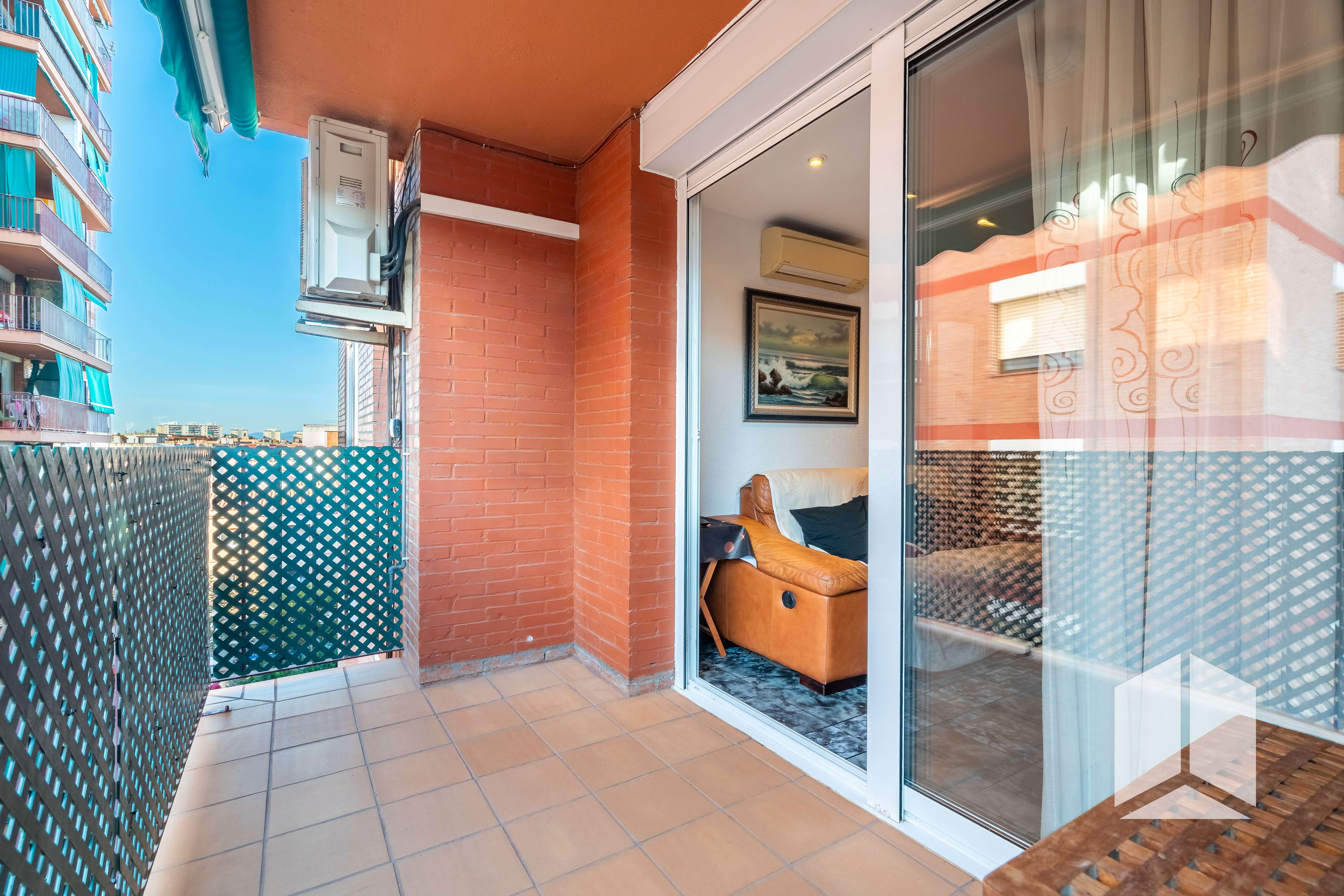 Terraza de Piso en venta en Sant Boi de Llobregat con Balcón