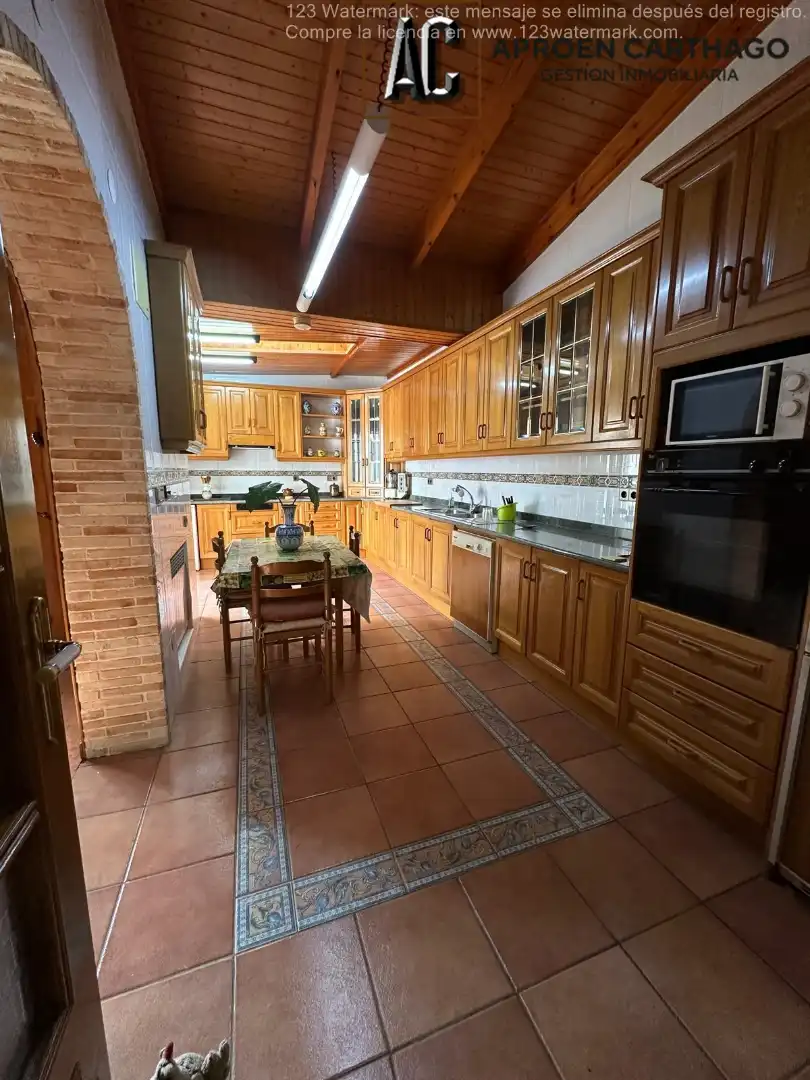 Cocina de Casa o chalet en venta en Cartagena con Aire acondicionado, Calefacción y Jardín privado