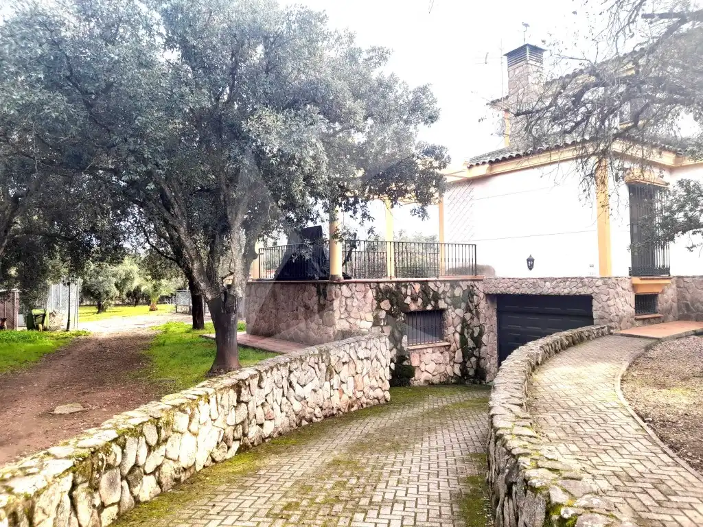 Casa o xalet en venda a Río Búrdalo, Avenida Elvas