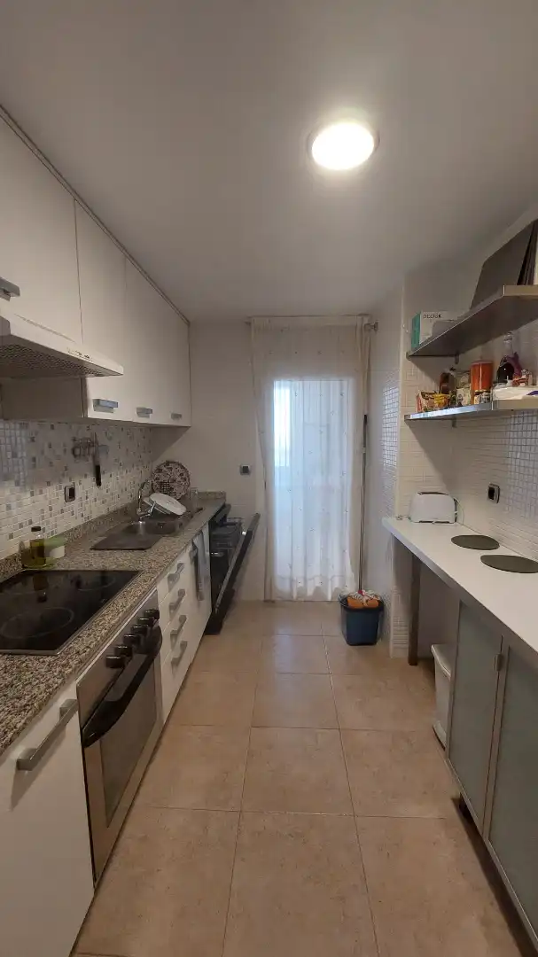 Küche von Wohnungen zur Miete in La Manga del Mar Menor mit Klimaanlage, Terrasse und Möbliert