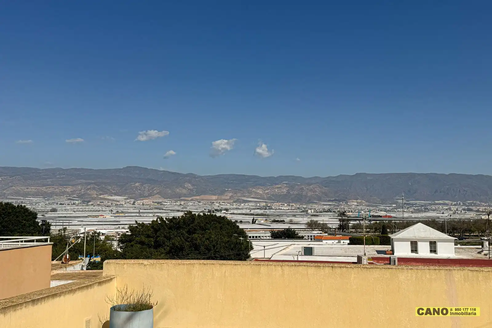 Exterior view of Houses for sale in Roquetas de Mar  with Air Conditioner, Heating and Terrace
