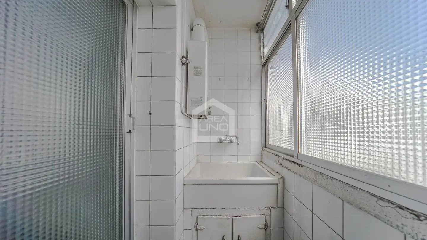 Bathroom of Flat for sale in Madrid  with Heating and Terrace