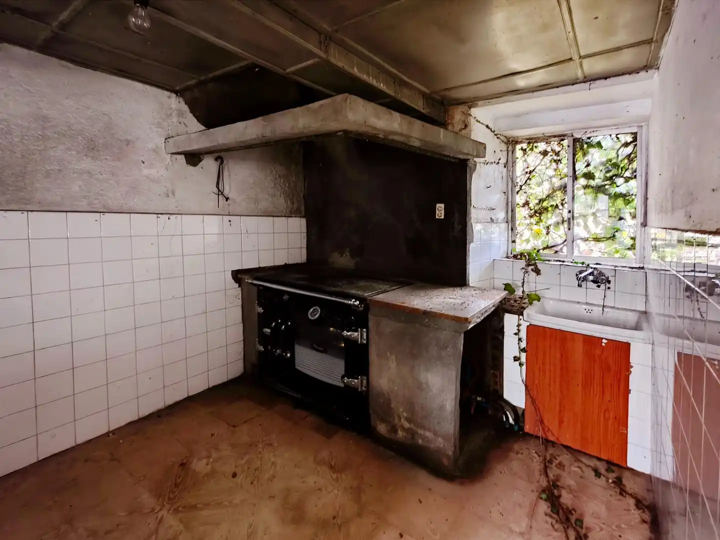 Cuina de Casa o xalet en venda en Forcarei amb Jardí privat