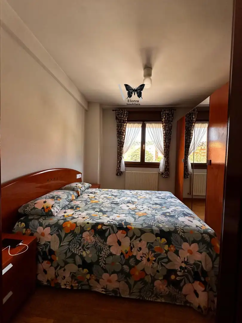 Bedroom of Flat for sale in Oviedo   with Heating and Storage room