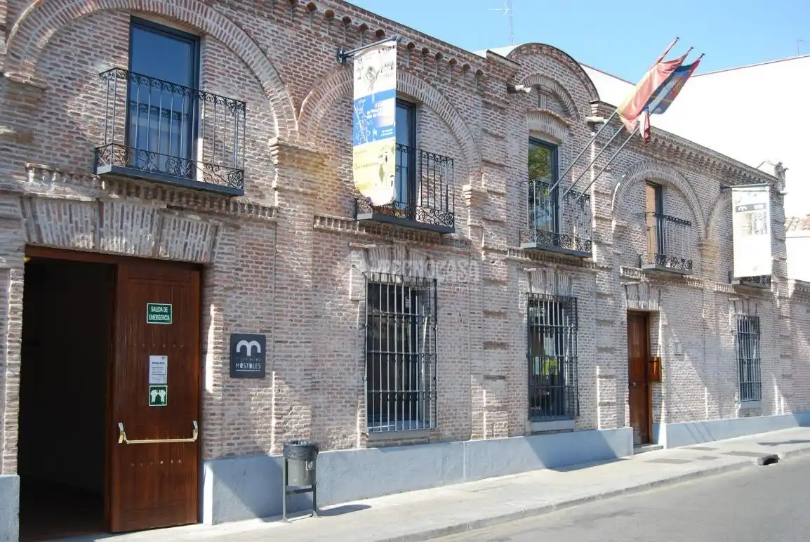 Vista exterior de Piso en venta en Móstoles