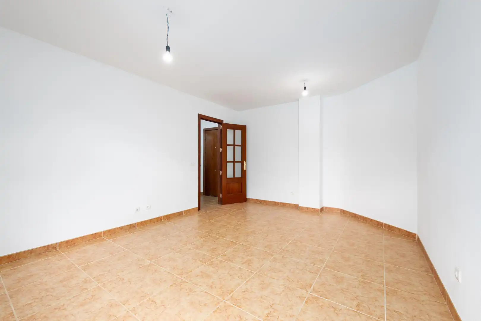 Apartament en venda a Calle Jovellanos #bajo, imagen 3