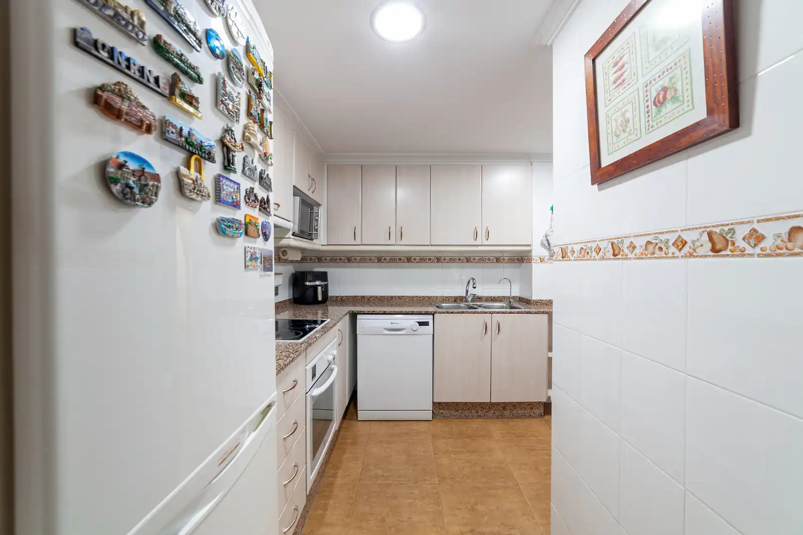 Kitchen of Flat for sale in Manises  with Air Conditioner, Heating and Oven