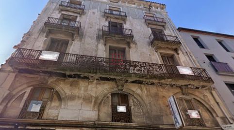 Edificio singular para rehabilitar en el centro de Igualada con gran potencial de inversión