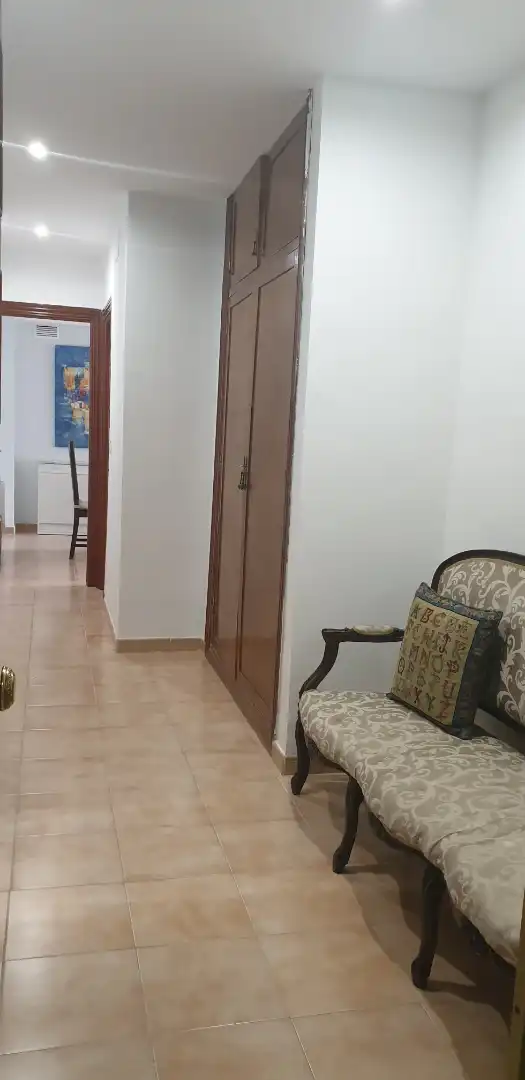 Flat for rent in Granada  with Air Conditioner, Heating and Furnished