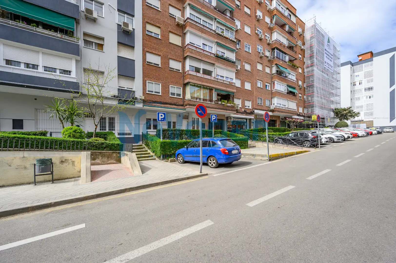 Vista exterior de Pis en venda en Móstoles amb Calefacció i Forn