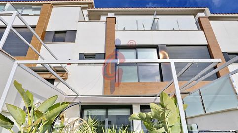 Foto 2 von Einfamilien-Reihenhaus zum Verkauf in Calle Carcaixent, 2, Los Secanos, Guardamar del Segura