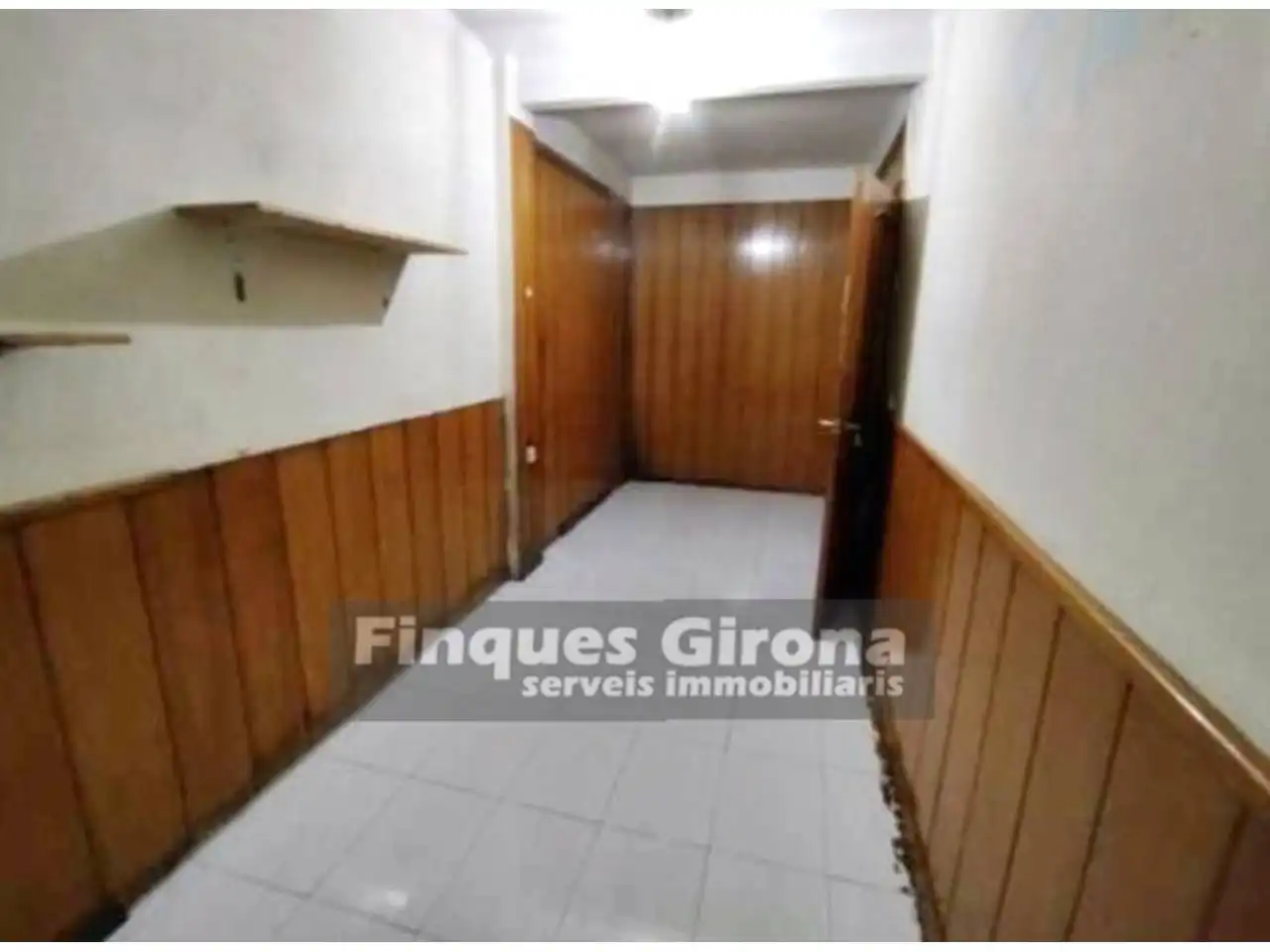 Piso en venta en Paseo Olot, Santa Eugènia