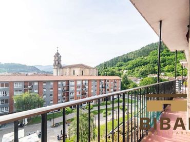 Appartement avec ascenseur à vendre à Fraiskozuri Plaza