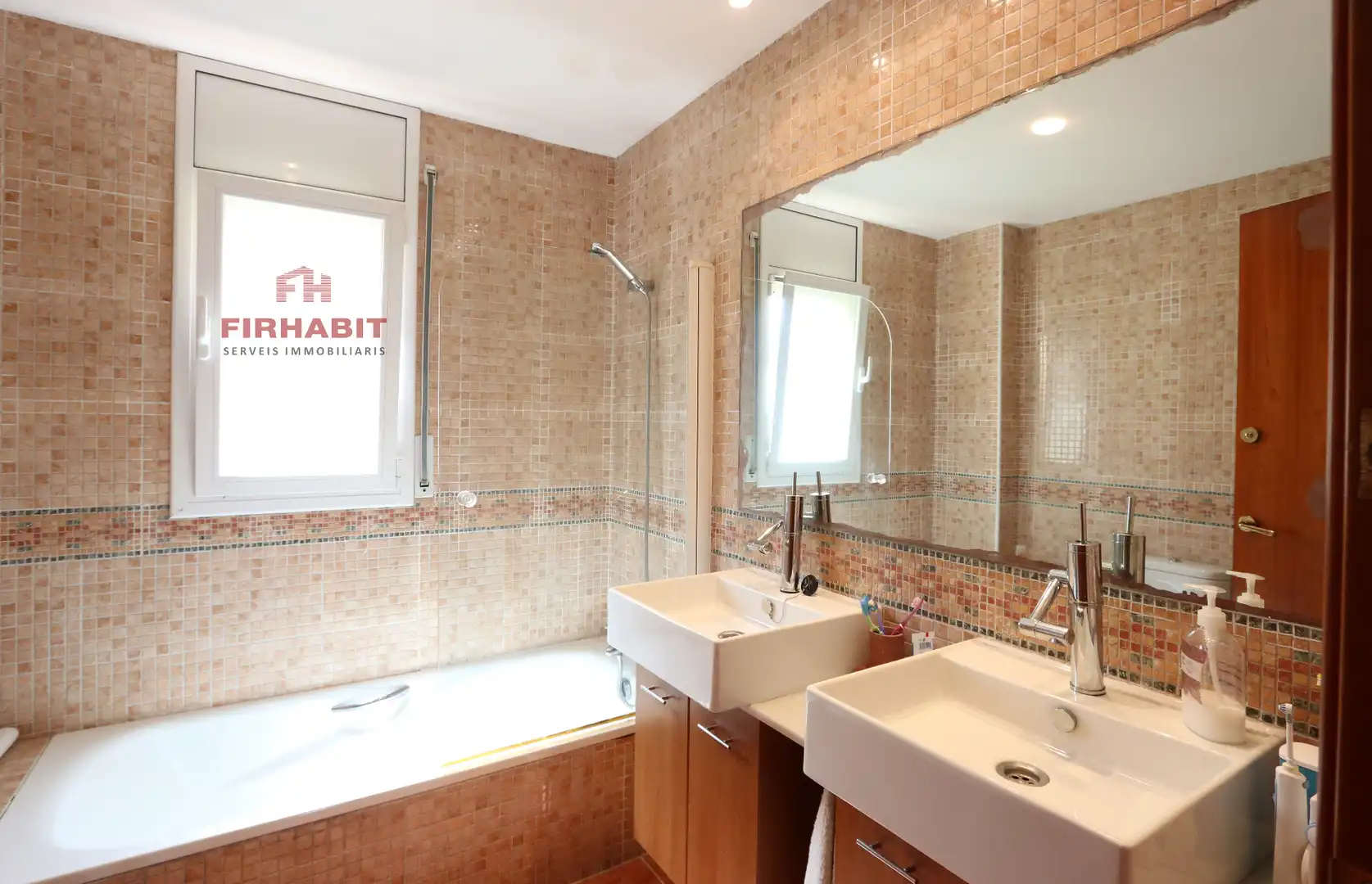 Baño de Casa o chalet en venta en Arenys de Mar con Calefacción, Jardín privado y Parquet