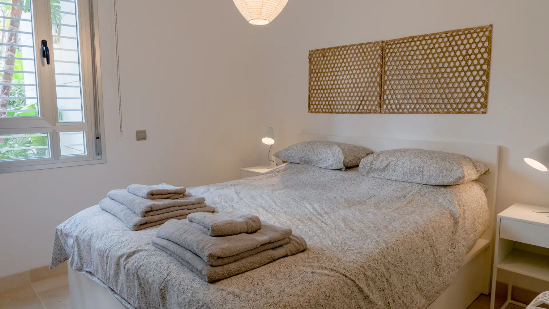 Habitación de Planta baja en venta en Benahavís con Aire acondicionado, Terraza y Trastero