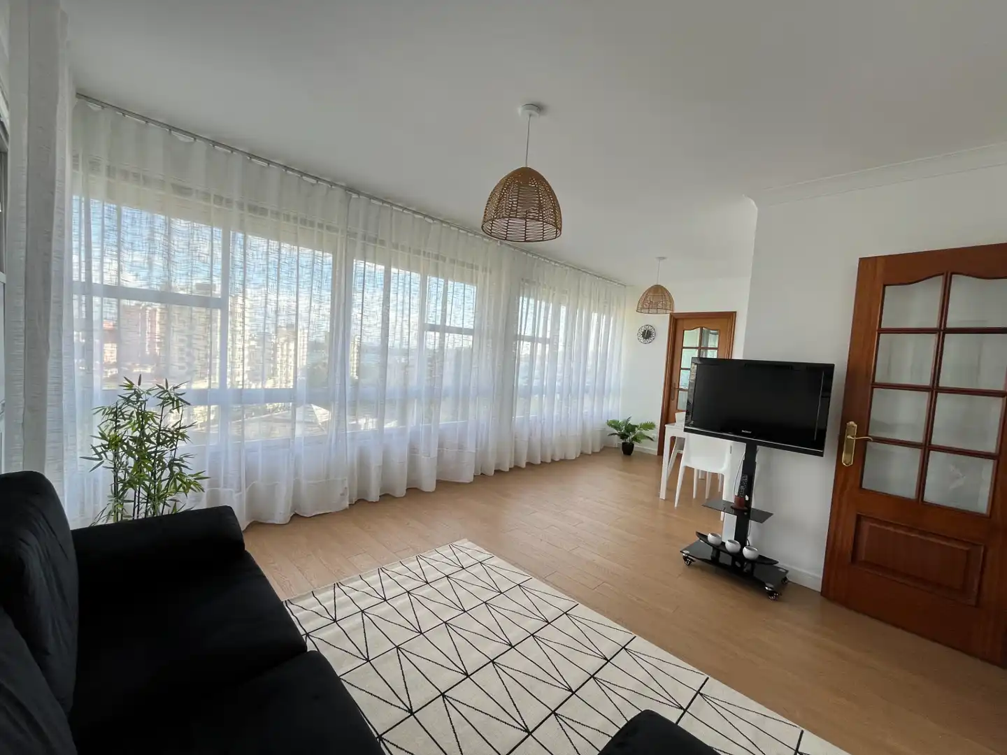 Wohnzimmer von Wohnung zur Miete in Ferrol mit Heizung, Möbliert und Ofen