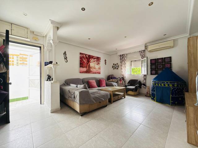 Casa-chalet en Venta en El Cristo - Cayetano Roldán
