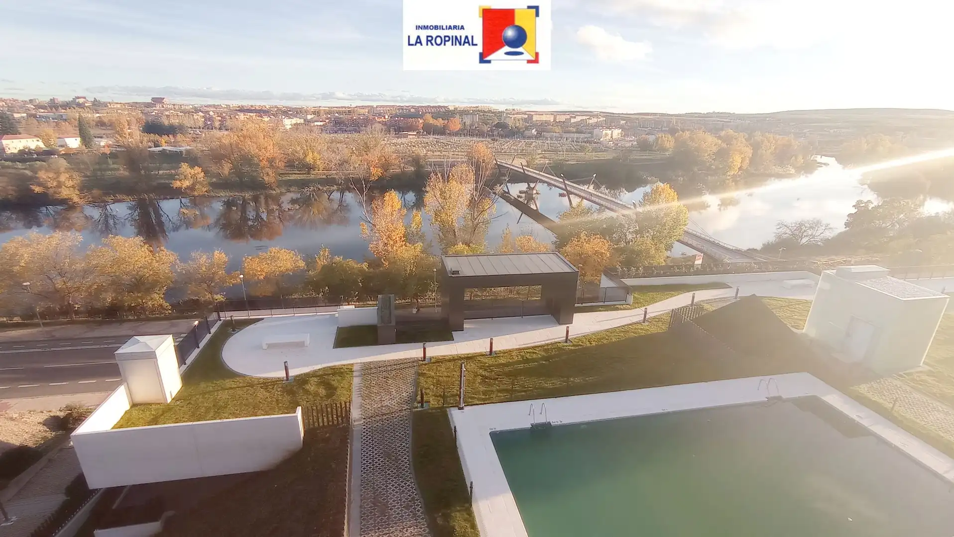 Àtic de lloguer en Salamanca amb Calefacció, Jardí privat i Terrassa