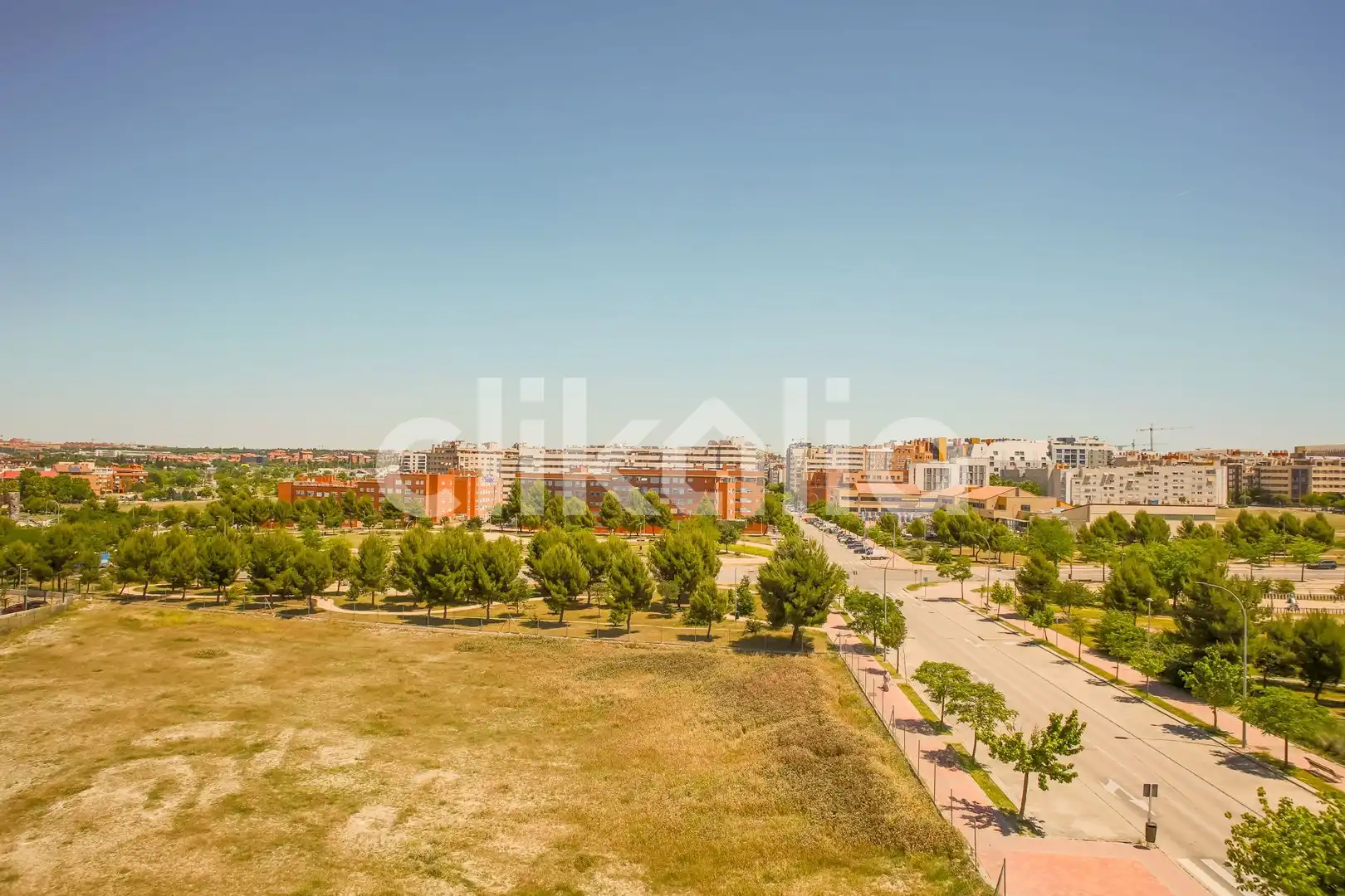 Vista exterior de Pis en venda en Madrid amb Calefacció i Traster