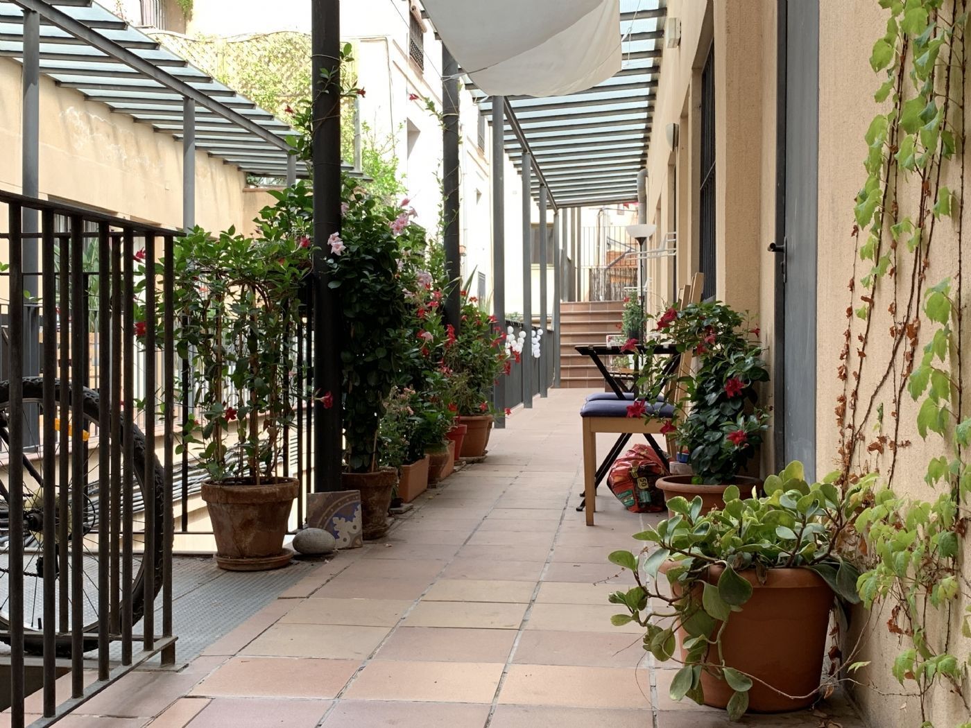 Flat for sale in El Raval, Ciutat Vella