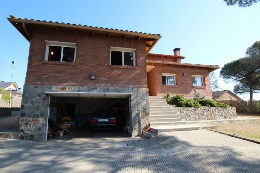 Haus mit Garten zur Miete in sant llorenç