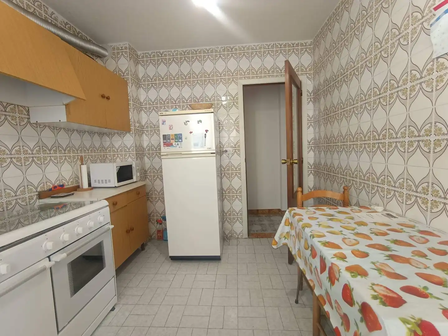 Kitchen of Flat for rent in A Coruña Capital   with Parquet flooring and Furnished