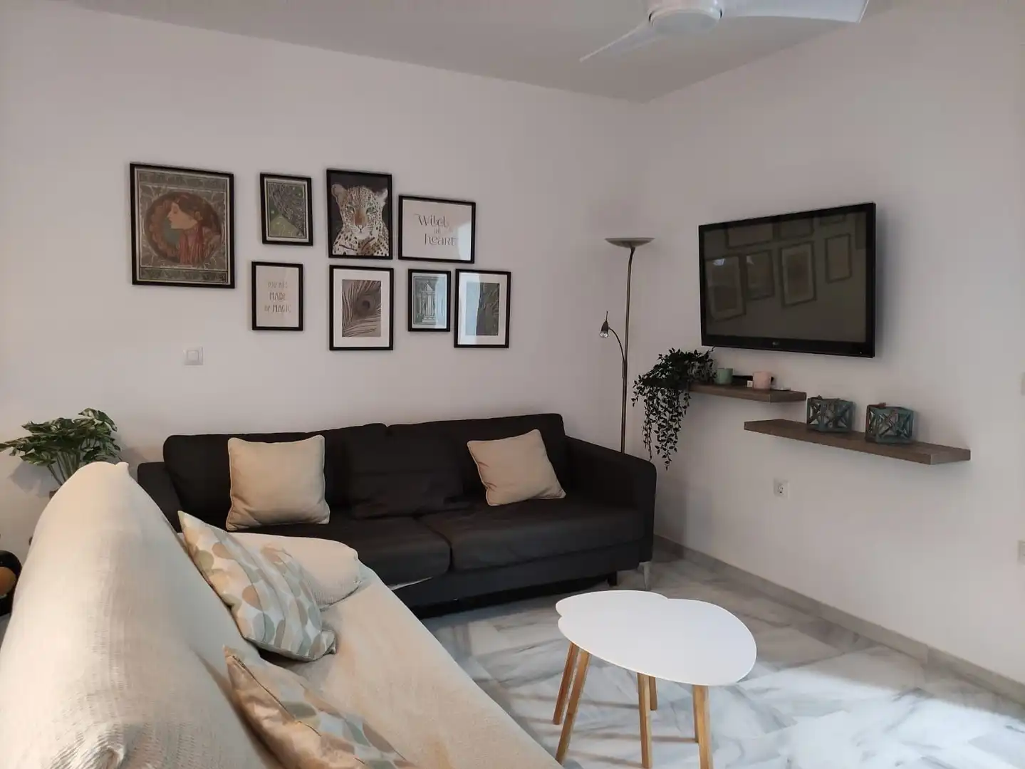 Sala de estar de Piso en venta en Sanlúcar de Barrameda con Aire acondicionado