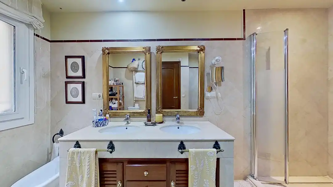 Baño de Casa o chalet en venta en Málaga con Jardín privado, Terraza y Piscina