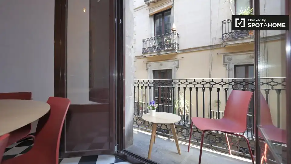 Flat with terrace to rent in Ciutat Vella, imagen 13