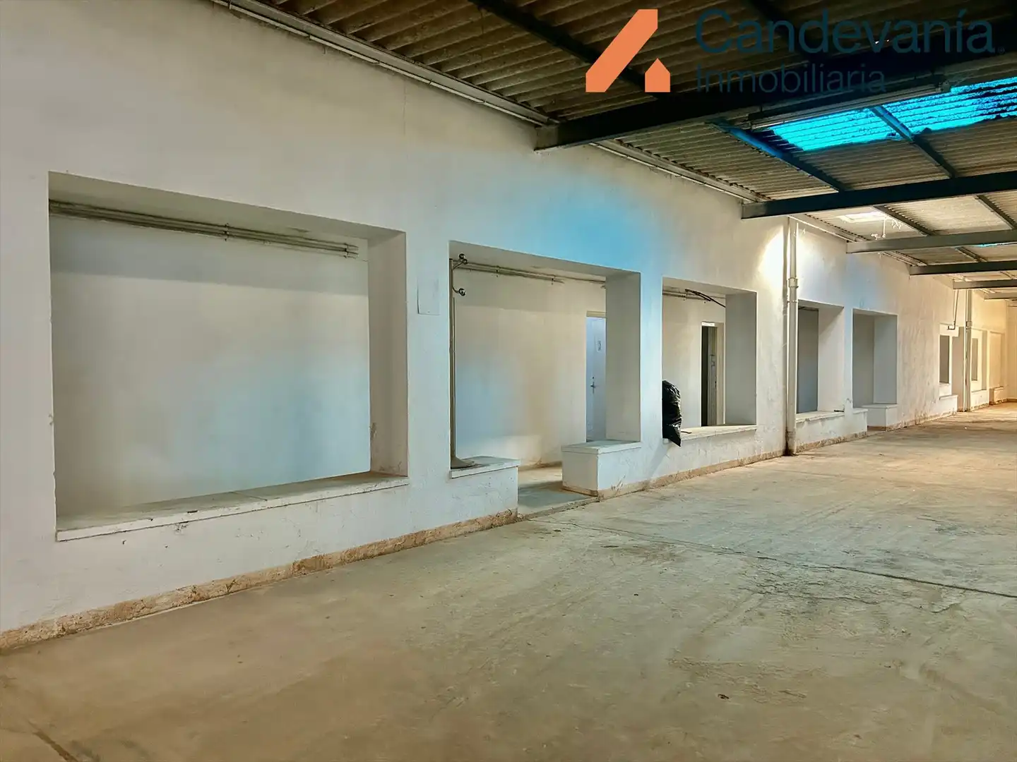 Nave industrial en venta en Zuera
