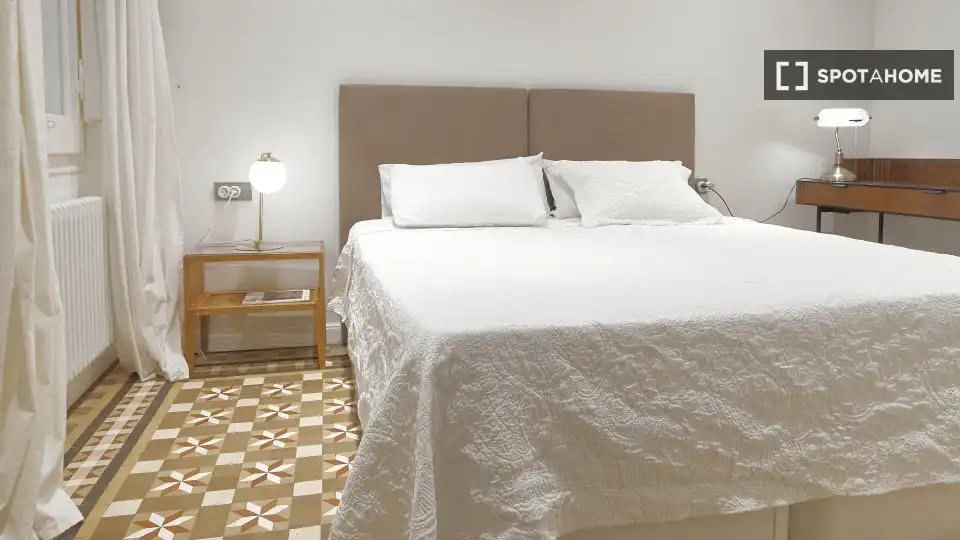 Flat with terrace to rent in Eixample, imagen 12