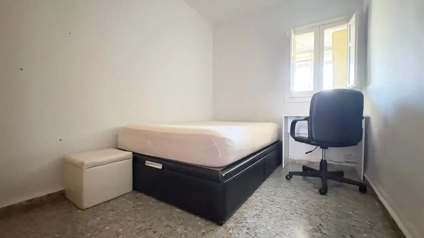 Wohnung zur Miete in Calle Ronda Ancha, Pryconsa - Juan de Austria