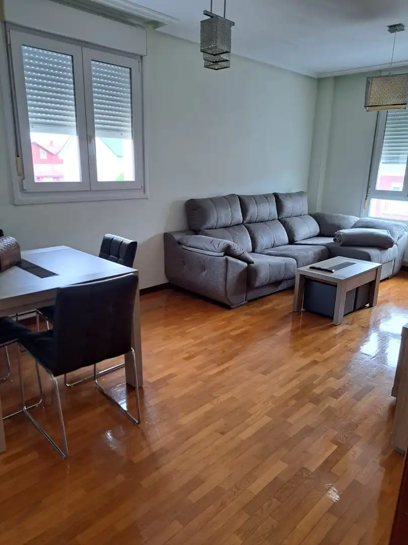 Flat for rent in Carreño