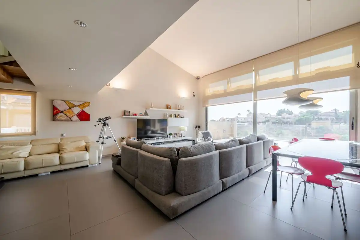 Casa amb terrassa en venda a Calle Covadonga, imagen 5