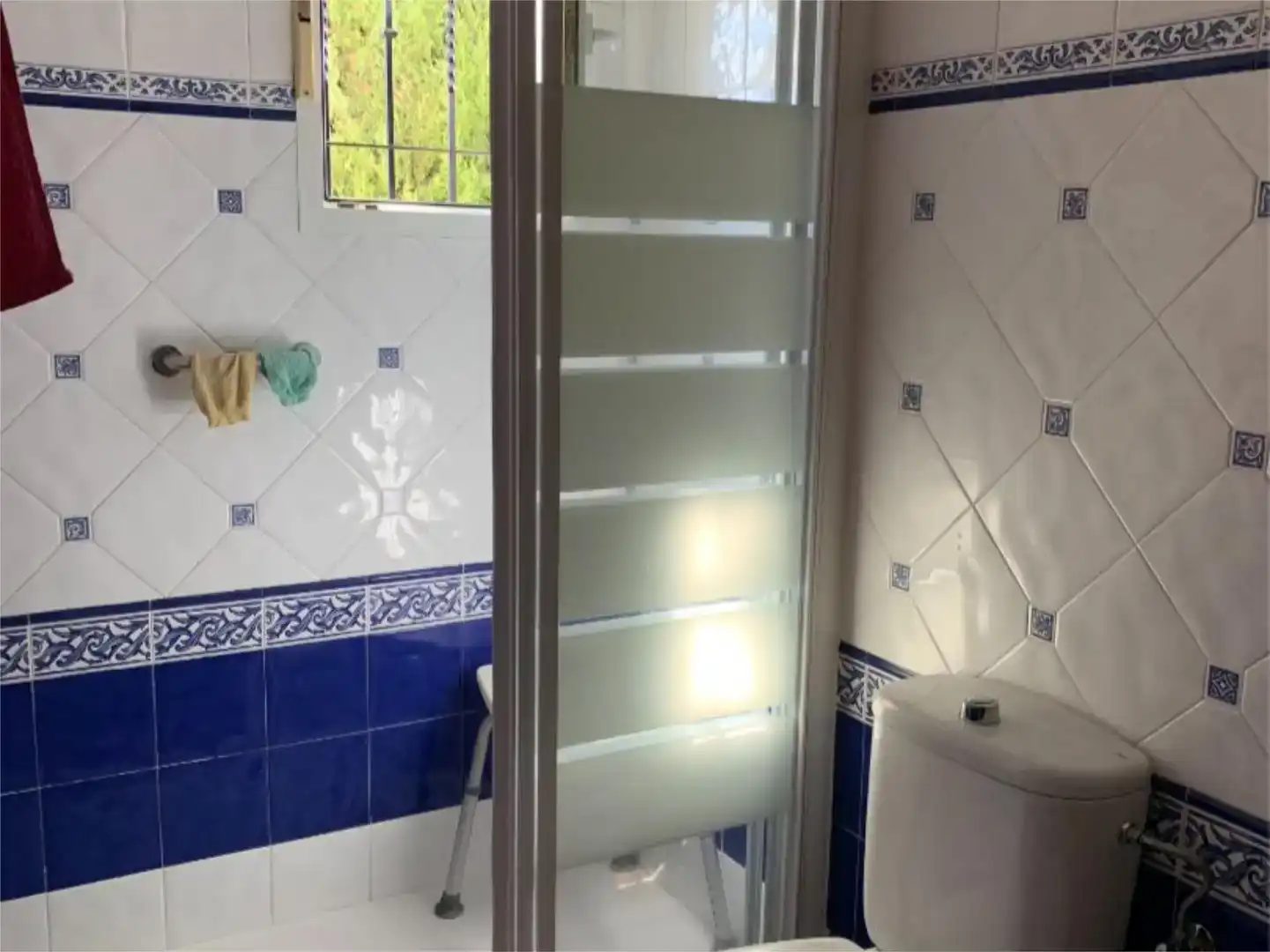 Baño de Piso en venta en Montilla con Jardín privado, Piscina y Balcón