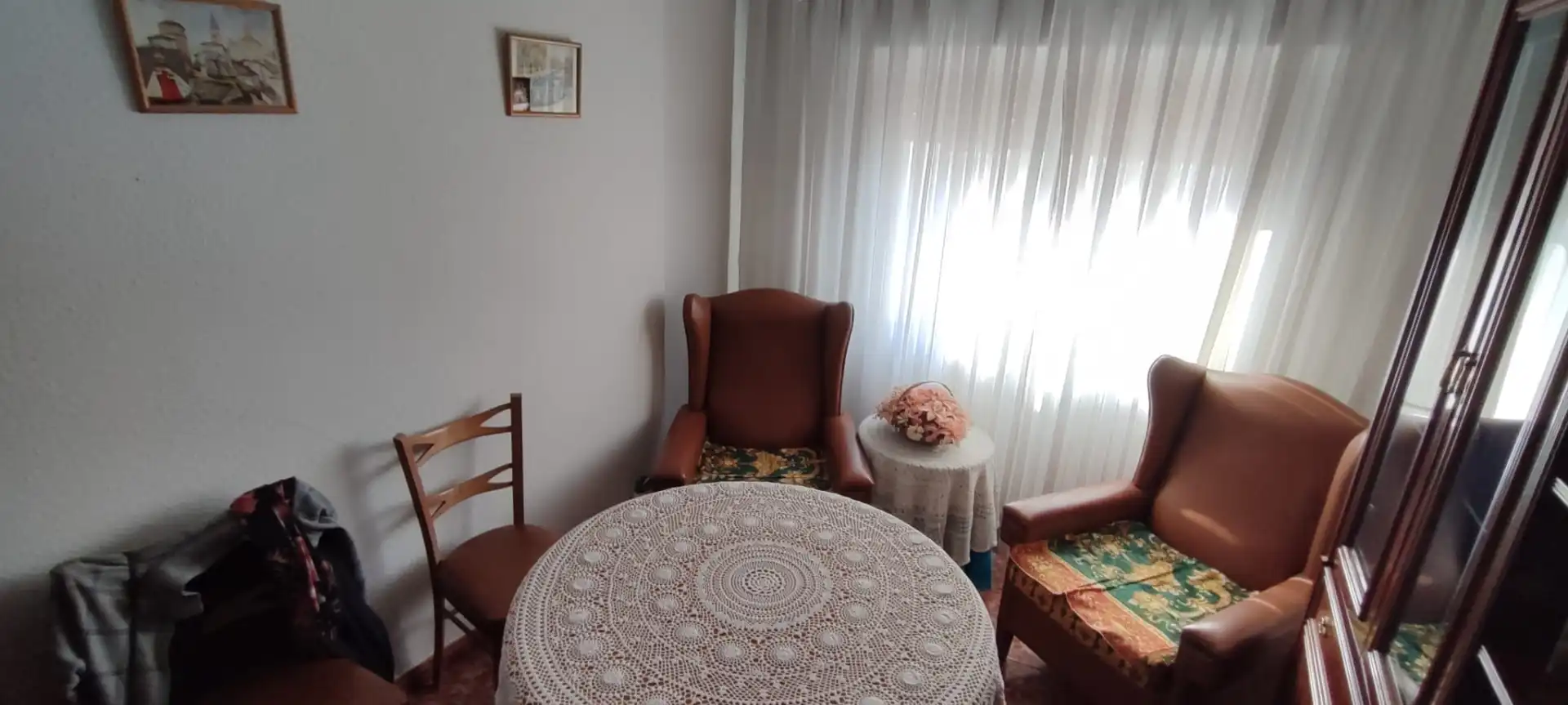 Sala d'estar de Pis en venda en Córdoba amb Aire condicionat i Moblat