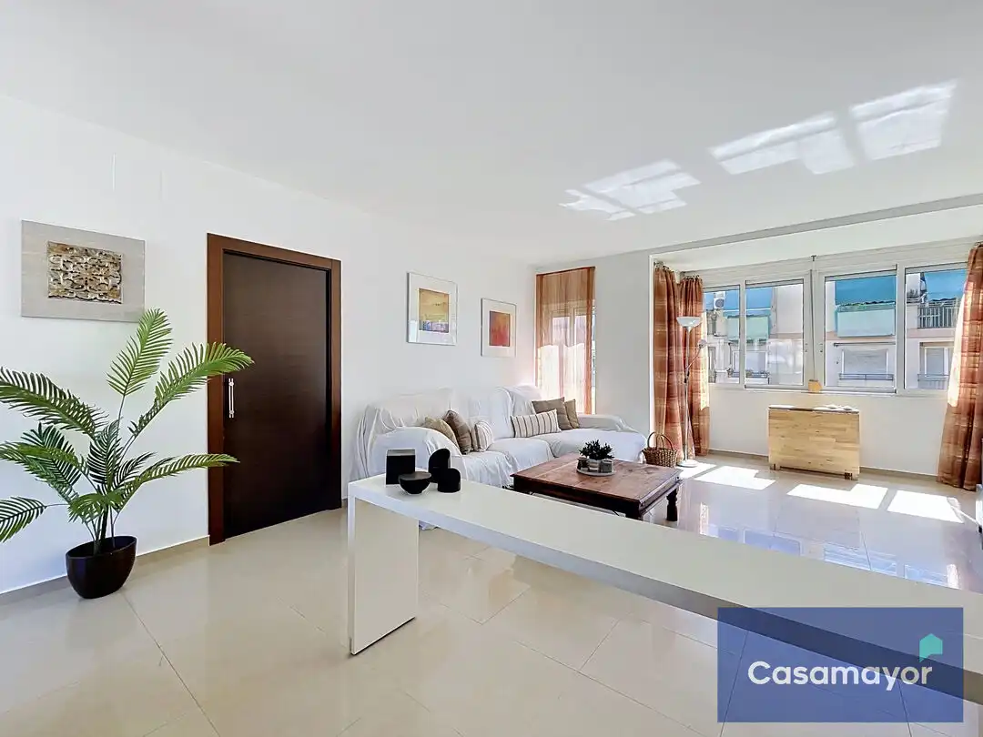 Sala d'estar de Pis en venda en Alicante / Alacant amb Aire condicionat