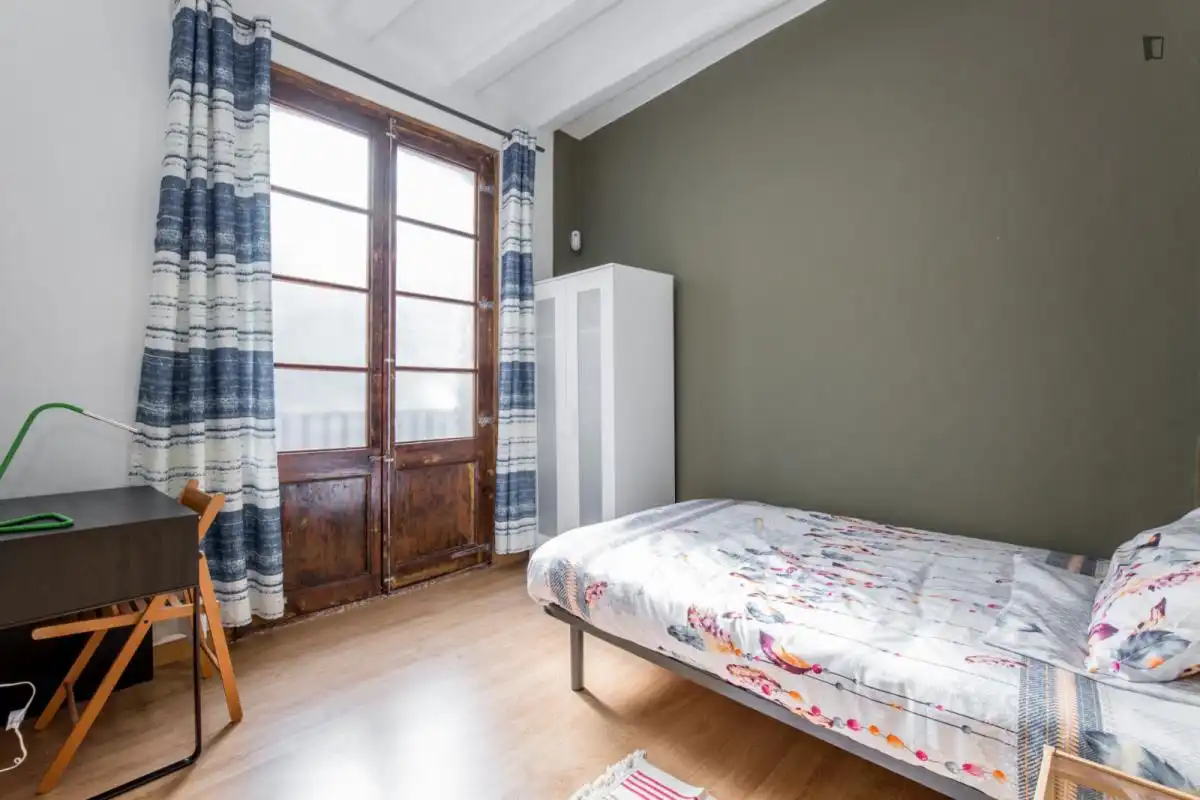 Room in El Raval
