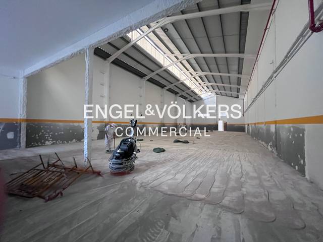 Nave industrial en Alquiler en Manresà