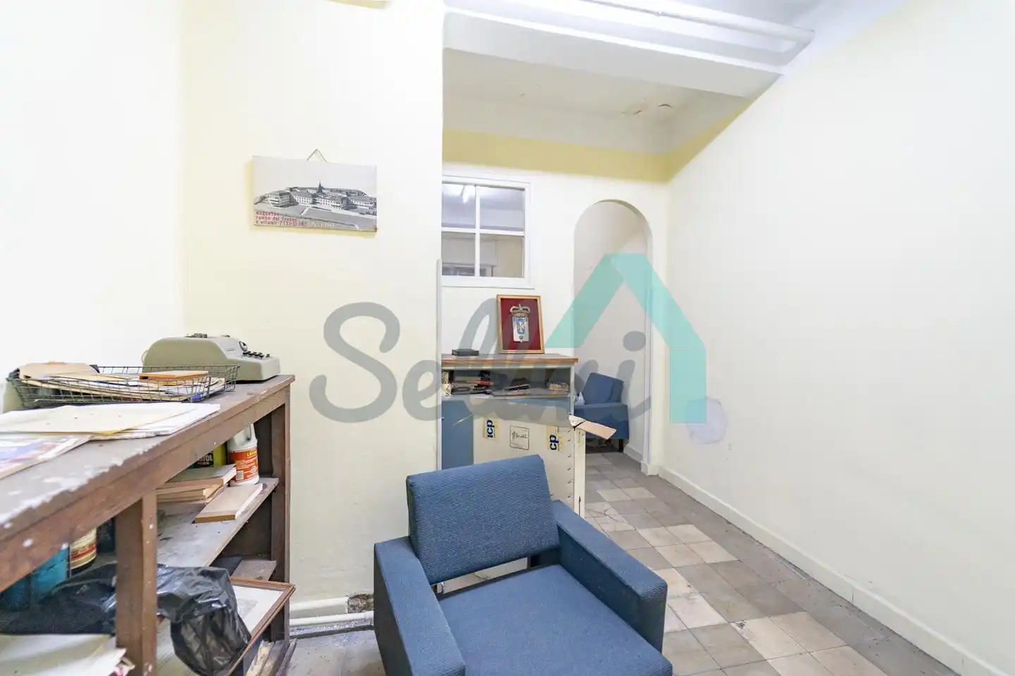 Büro zum Verkauf in Oviedo  mit Heizung