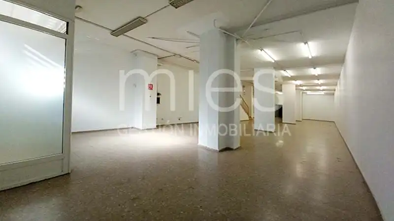 Local en venta en Valencia
