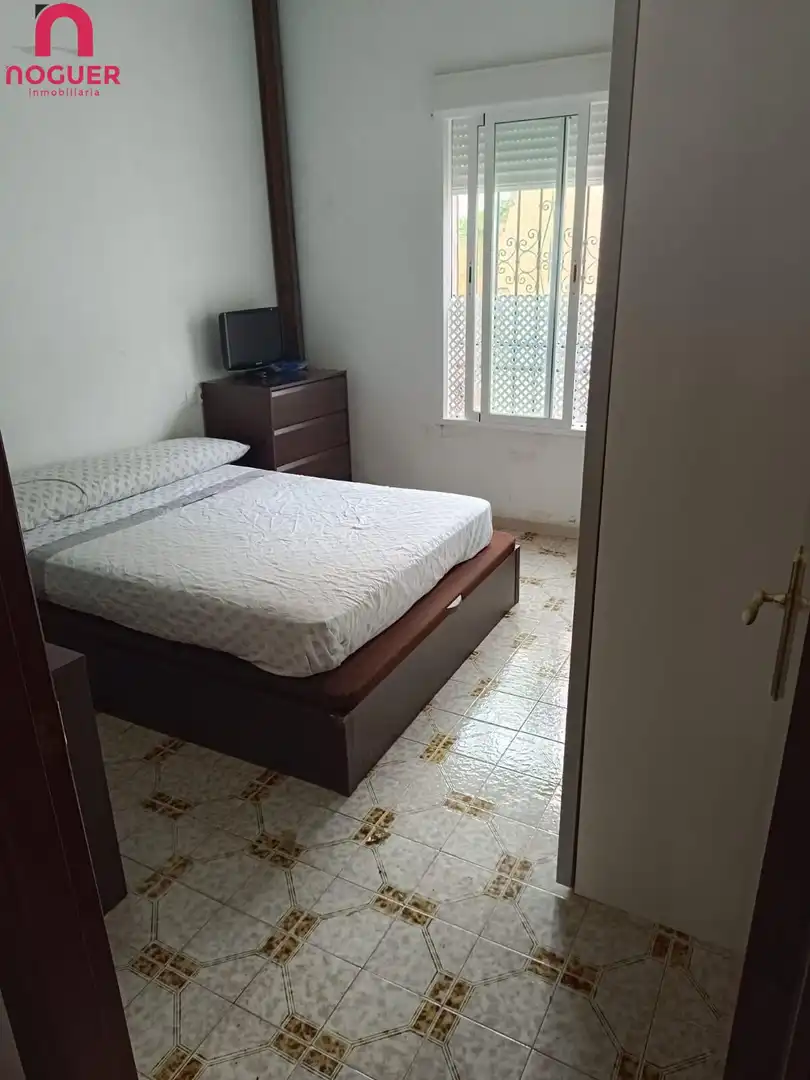Dormitori de Casa adosada en venda en Córdoba amb Aire condicionat, Terrassa i Traster