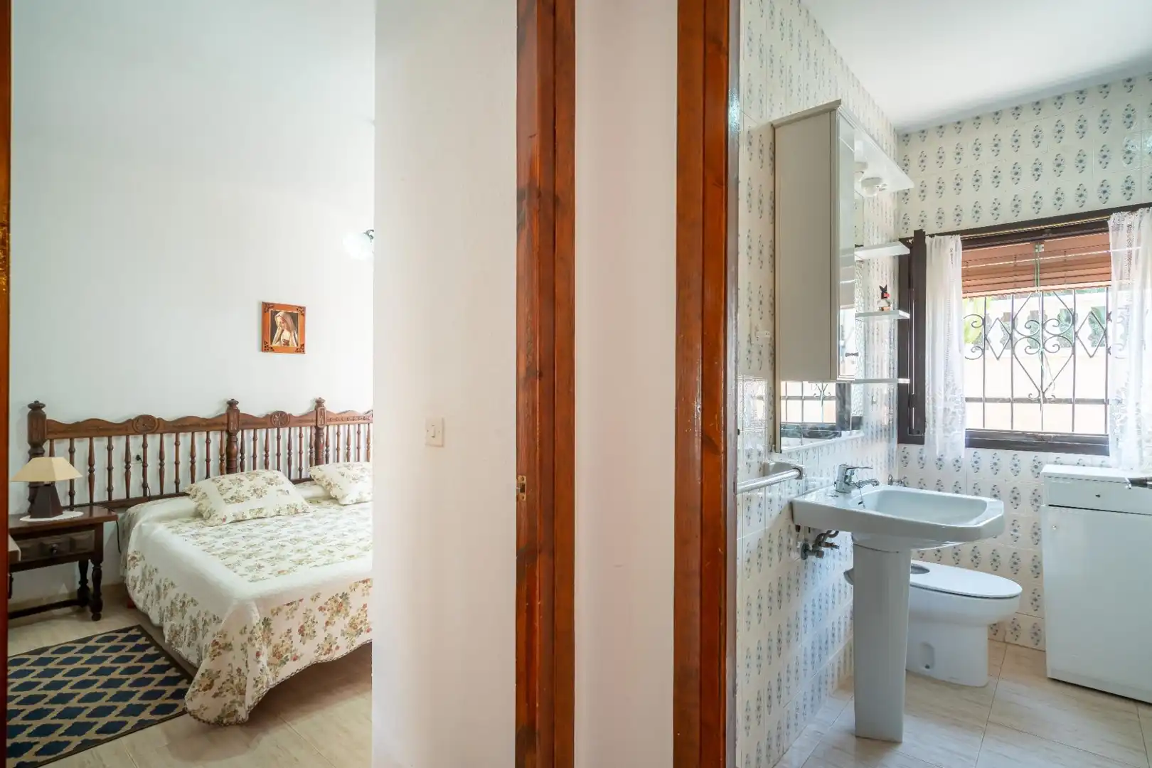 Bedroom of Houses for sale in Roquetas de Mar