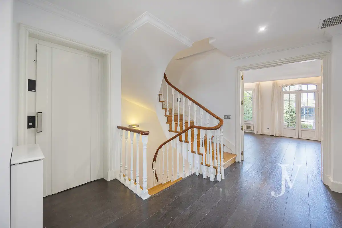 Casa adosada en venta en Madrid con Aire acondicionado, Calefacción y Jardín privado