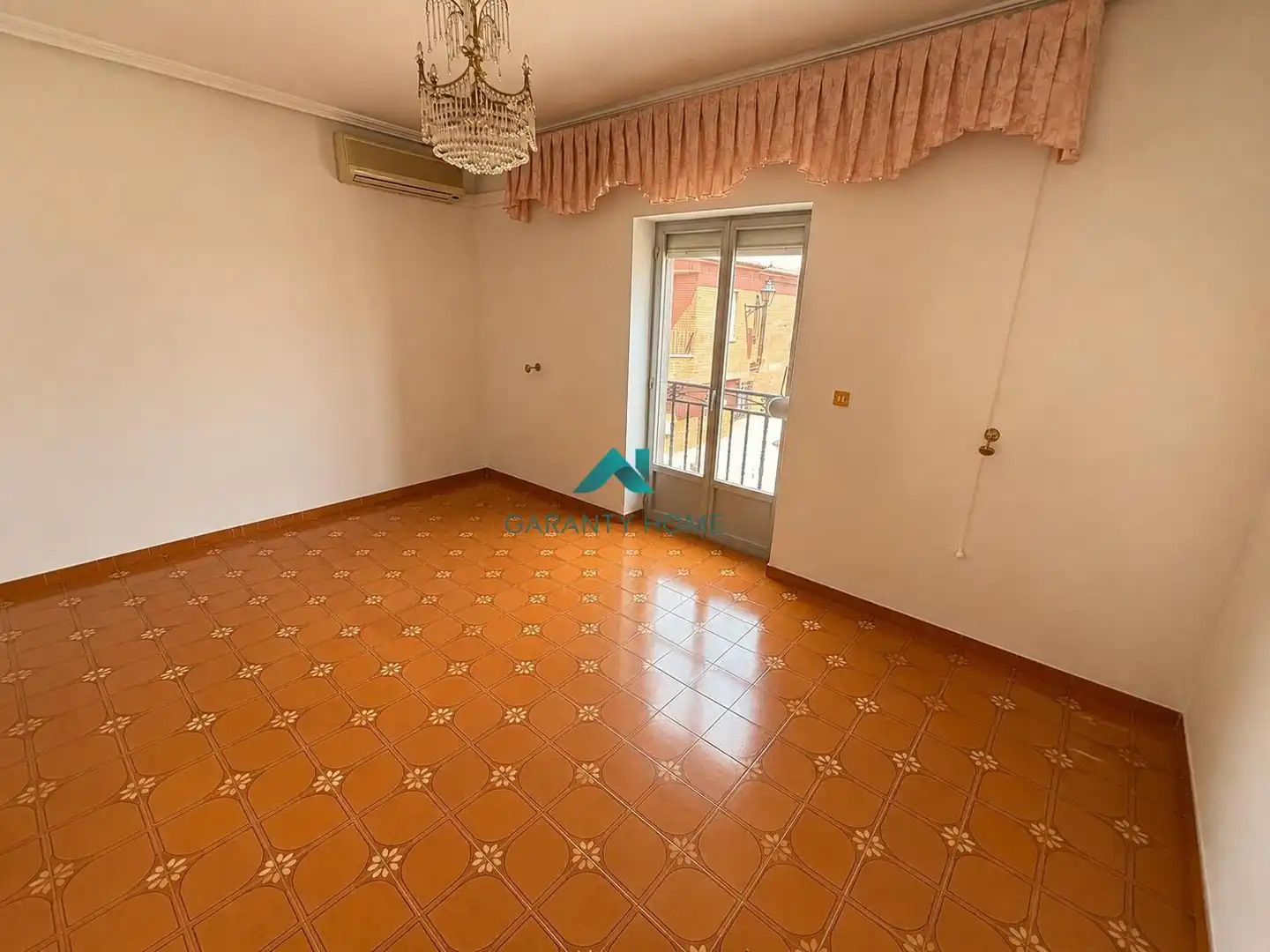 Living room of Houses for sale in Jamilena  with Air Conditioner, Terrace and Balcony