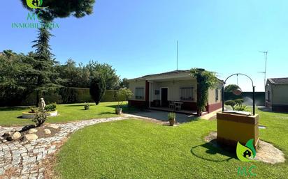 Jardí de Finca rústica en venda en Don Benito amb Terrassa i Piscina