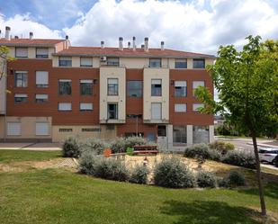 Vista exterior de Pis de lloguer en Arroyo de la Encomienda amb Calefacció, Traster i Forn