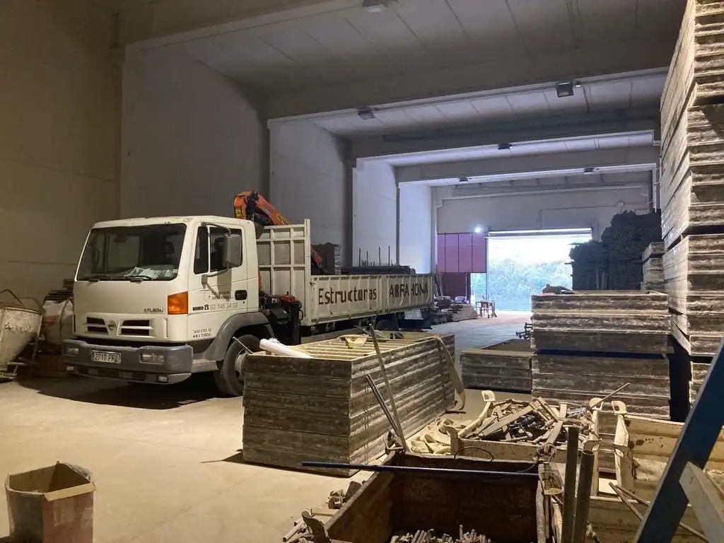 Industrial building for sale in Can Casablanques